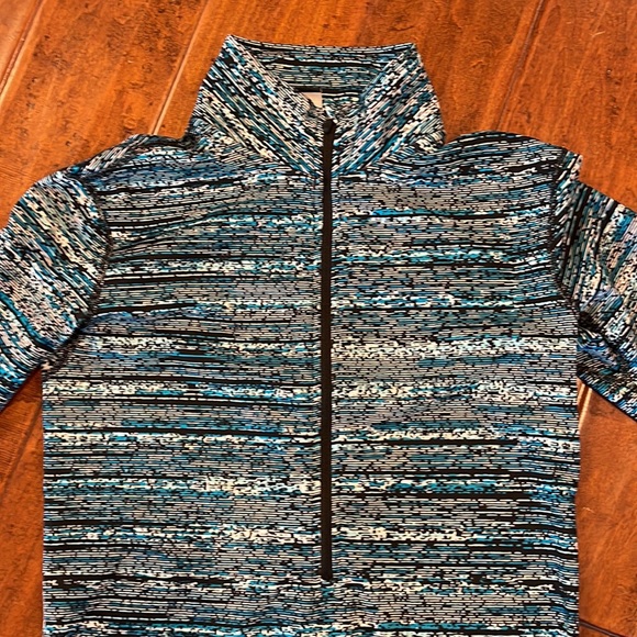 Women’s Nike pro long sleeve, half zip winter gear. - Picture 2 of 4